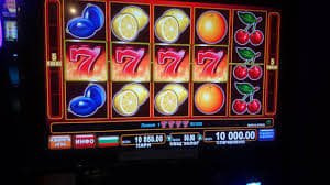 Tampilan promosi dan bonus eksklusif lunas168 untuk pengguna Indonesia